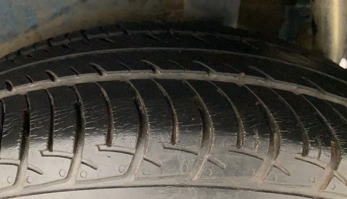 2017 Maruti Celerio ZXI AMT, Petrol, Automatic, 30,005 km, Left Rear Tyre Tread