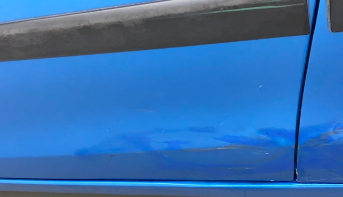 2017 Maruti Celerio ZXI AMT, Petrol, Automatic, 30,005 km, Front passenger door - Minor scratches