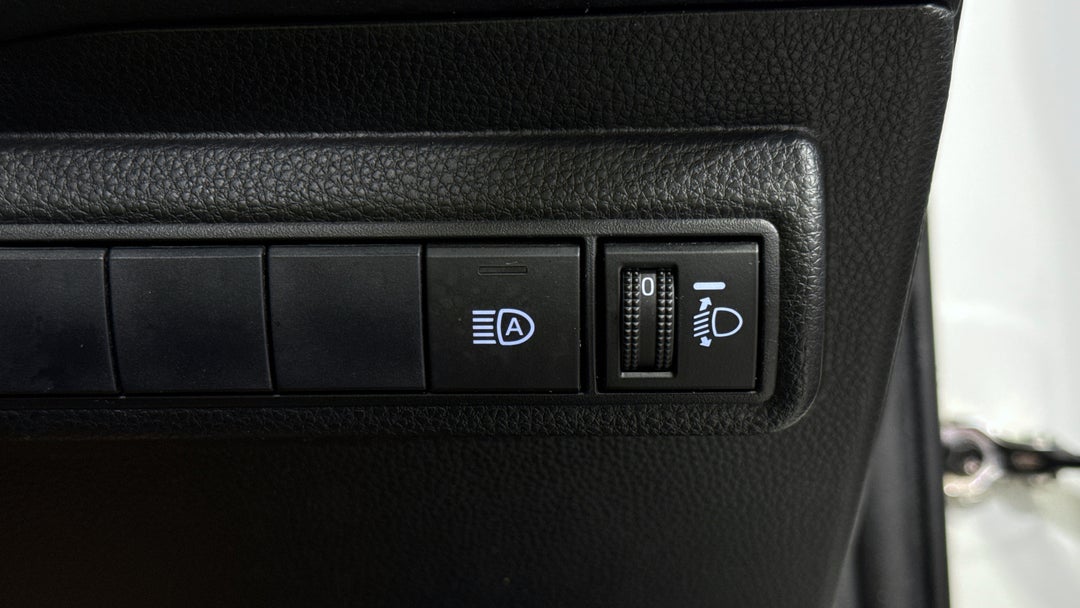 2020 Toyota Corolla Ascent Sport, Automatic, 61964 km, Utility Switches/Buttons