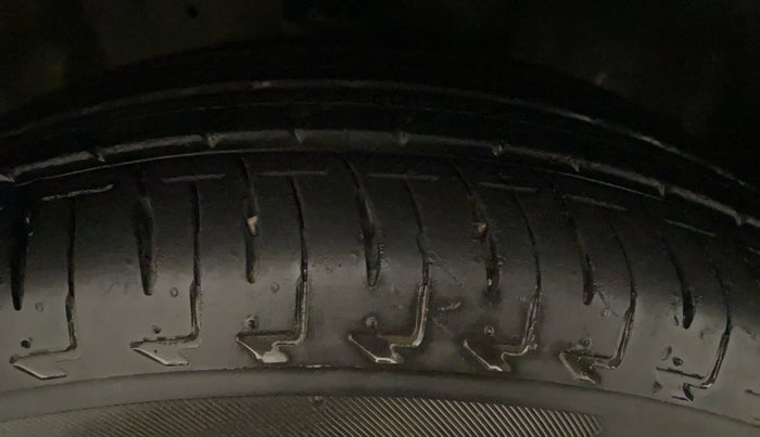 2018 Maruti IGNIS ALPHA 1.2 AMT, Petrol, Automatic, 16,948 km, Right Rear Tyre Tread