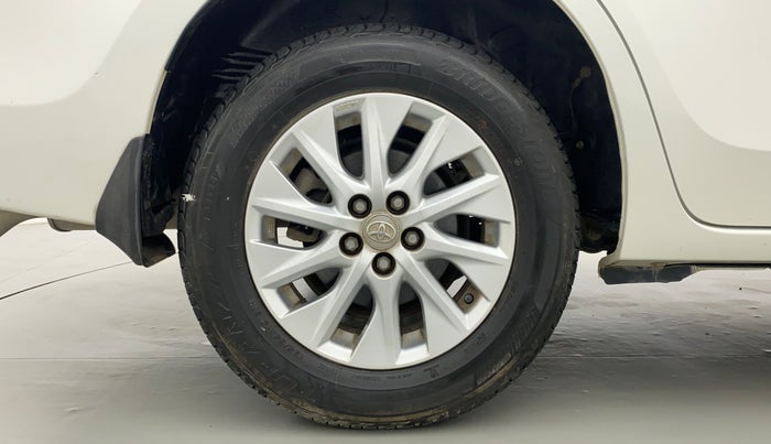 2017 Toyota Corolla Altis G, Petrol, Manual, 16,449 km, Right Rear Wheel