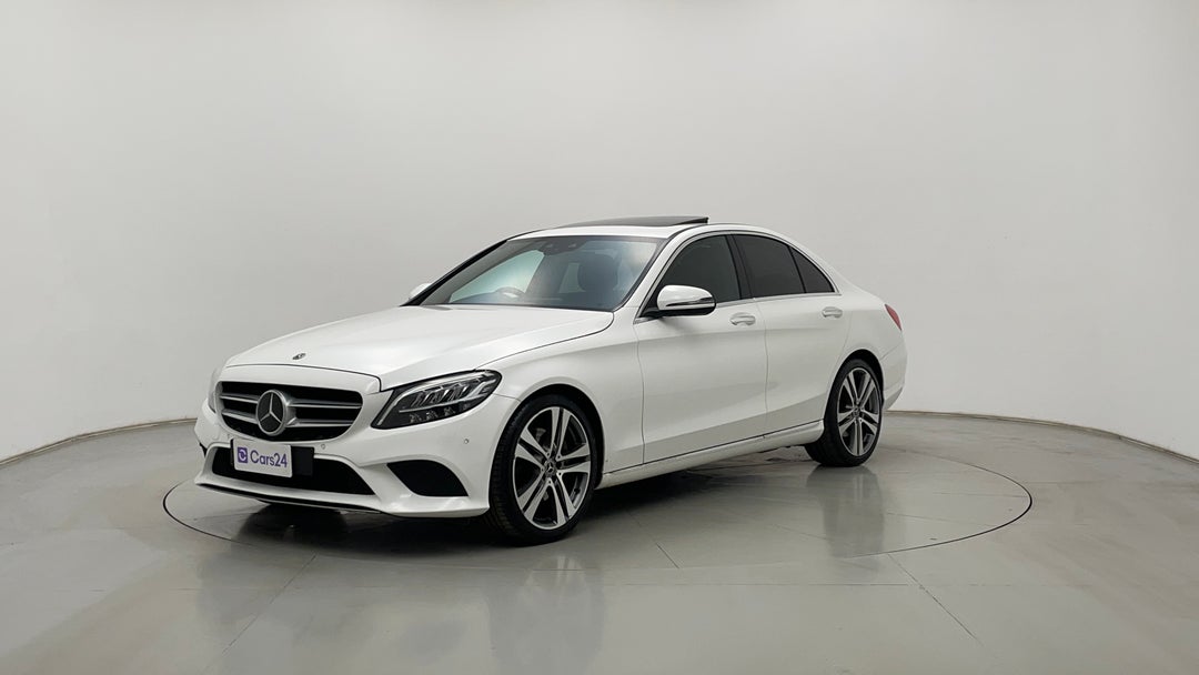 Left Front Diagonal (45- Degree) View