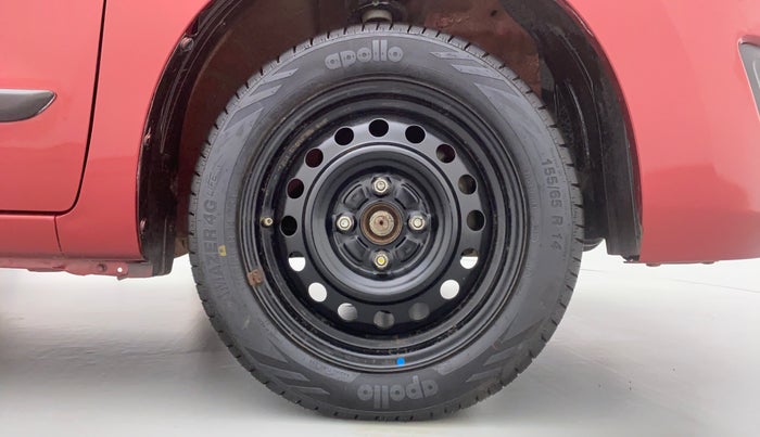 2015 Maruti Wagon R 1.0 VXI, Petrol, Manual, 31,341 km, Right Front Wheel