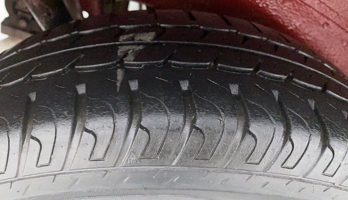 2015 Maruti Wagon R 1.0 VXI, Petrol, Manual, 31,341 km, Right Rear Tyre Tread