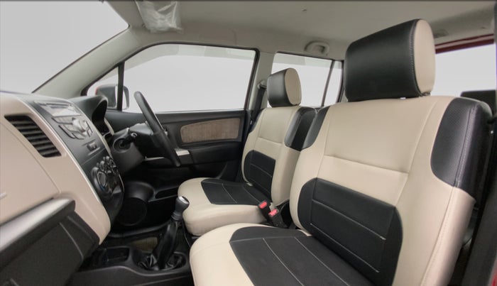 2015 Maruti Wagon R 1.0 VXI, Petrol, Manual, 31,341 km, Right Side Front Door Cabin View