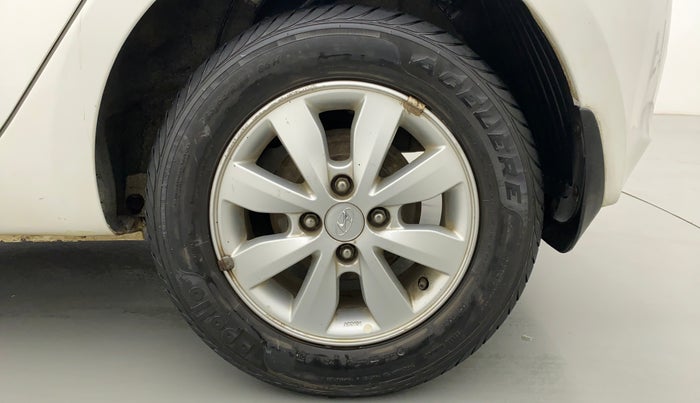 2014 Hyundai i20 SPORTZ 1.2 VTVT, Petrol, Manual, 42,730 km, Left Rear Wheel