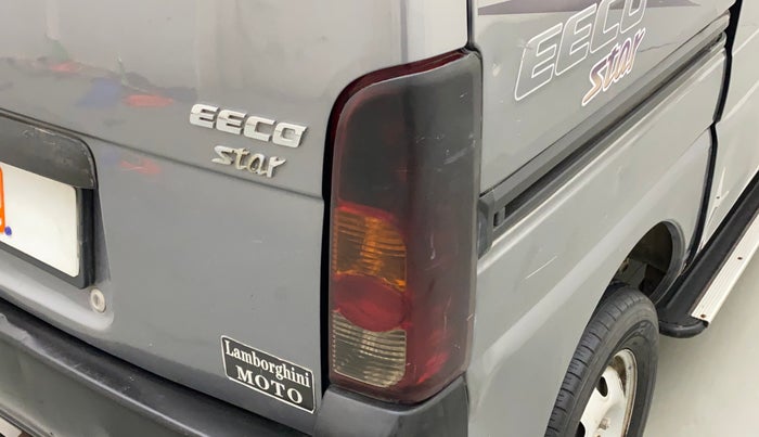 2018 Maruti Eeco 5 STR CNG WITH AC PLUSHTR, CNG, Manual, 67,576 km, Right tail light - Minor damage
