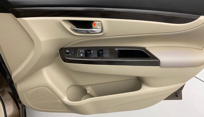 2017 Maruti Ciaz ZXI, Petrol, Manual, 42,387 km, Driver Side Door Panels Control