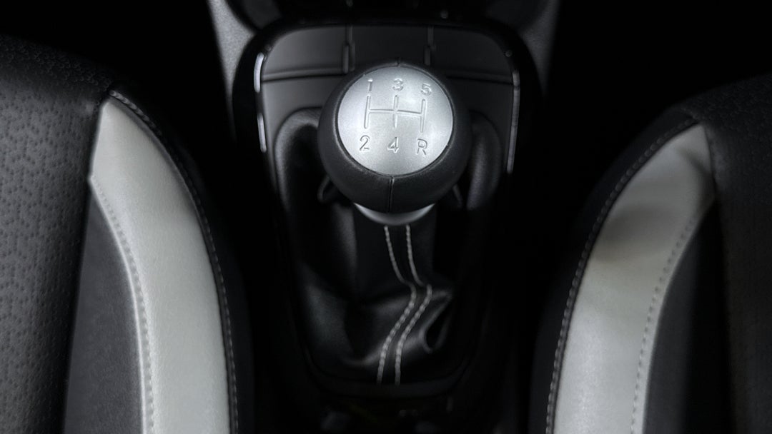 2025 Kia Picanto Gt Line (pe2), Manual, 5629 km, Gear Lever 