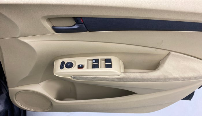 2011 Honda City S MT PETROL, Petrol, Manual, 70,332 km, Driver Side Door Panels Control
