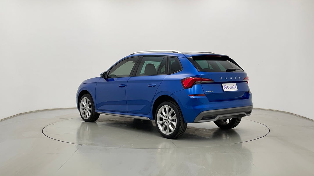 Left Back Diagonal (45- Degree) View