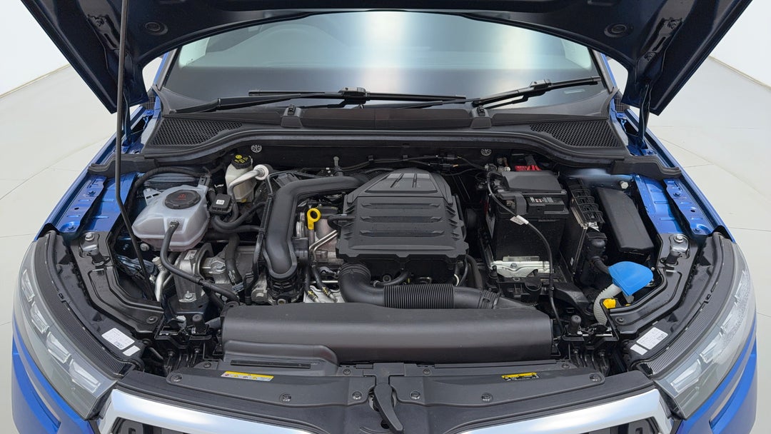 Open Bonnet (Engine)