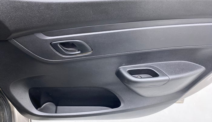 2019 Renault Kwid RXL, Petrol, Manual, 40,918 km, Driver Side Door Panels Control