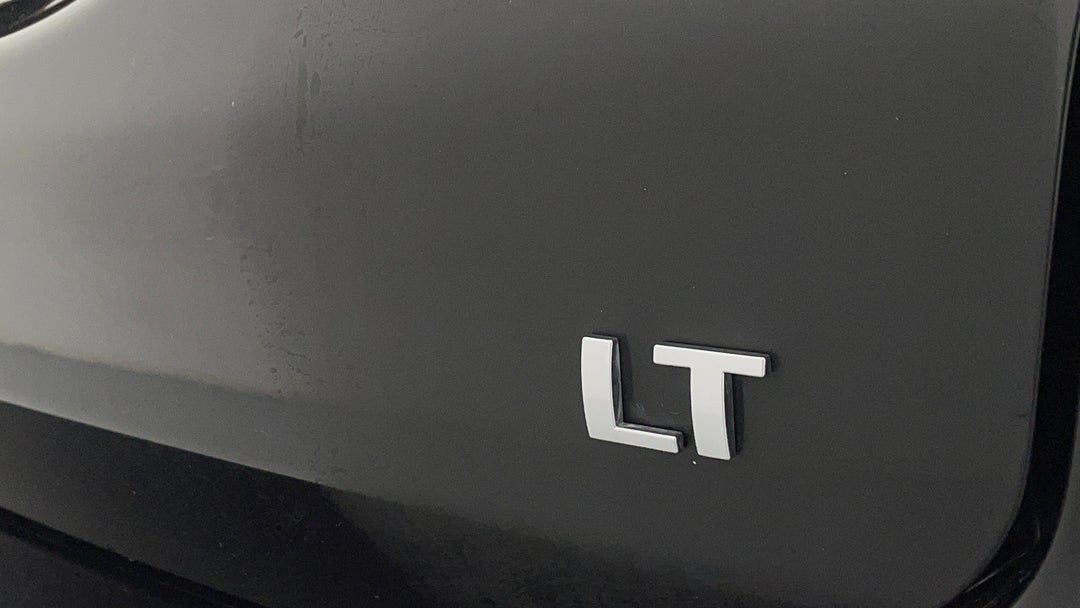 Badge (Boot Right Side)