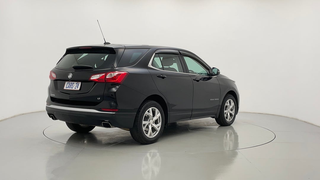 Right Back Diagonal (45- Degree) View