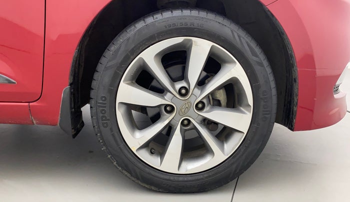 2017 Hyundai Elite i20 ASTA 1.2 (O), Petrol, Manual, 42,635 km, Right Front Wheel