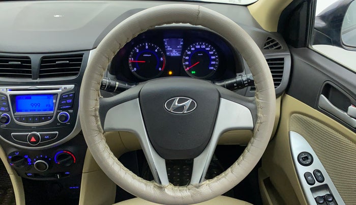 2015 Hyundai Verna FLUIDIC 1.4 CRDI, Diesel, Manual, 52,755 km, Steering Wheel Close Up
