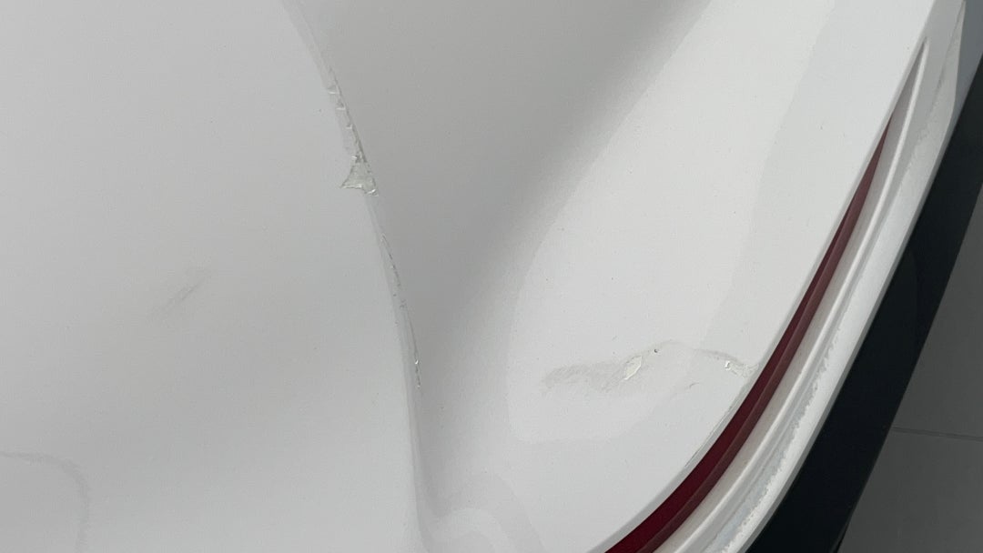 Bumper Rear Scratch