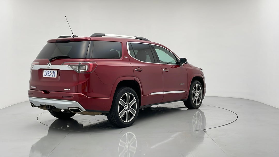 Right Back Diagonal (45- Degree) View