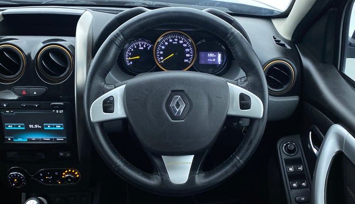 2016 Renault Duster RXZ 110 PS ADVENTURE 4*4, Diesel, Manual, 41,579 km, Steering Wheel Close Up