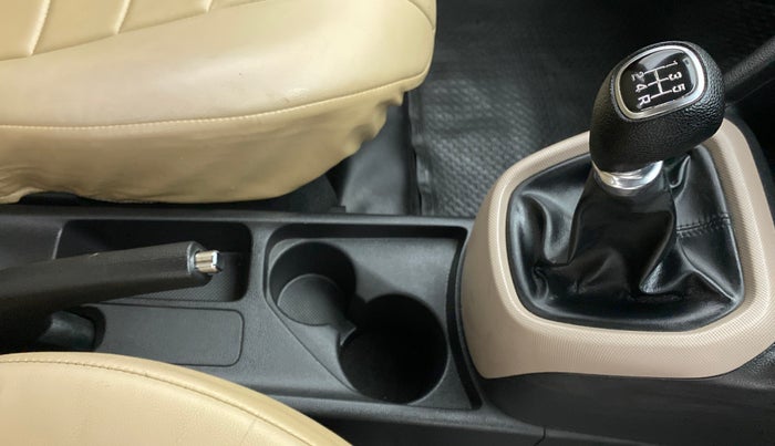2015 Hyundai Grand i10 ASTA 1.2 KAPPA VTVT, Petrol, Manual, 44,159 km, Gear Lever