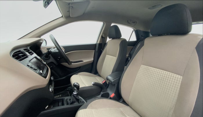 2019 Hyundai Elite i20 1.4 CRDI ASTA (O), Diesel, Manual, 47,219 km, Right Side Front Door Cabin