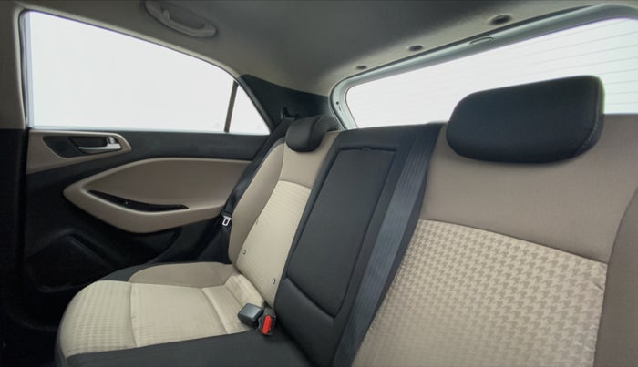 2019 Hyundai Elite i20 1.4 CRDI ASTA (O), Diesel, Manual, 47,219 km, Right Side Rear Door Cabin
