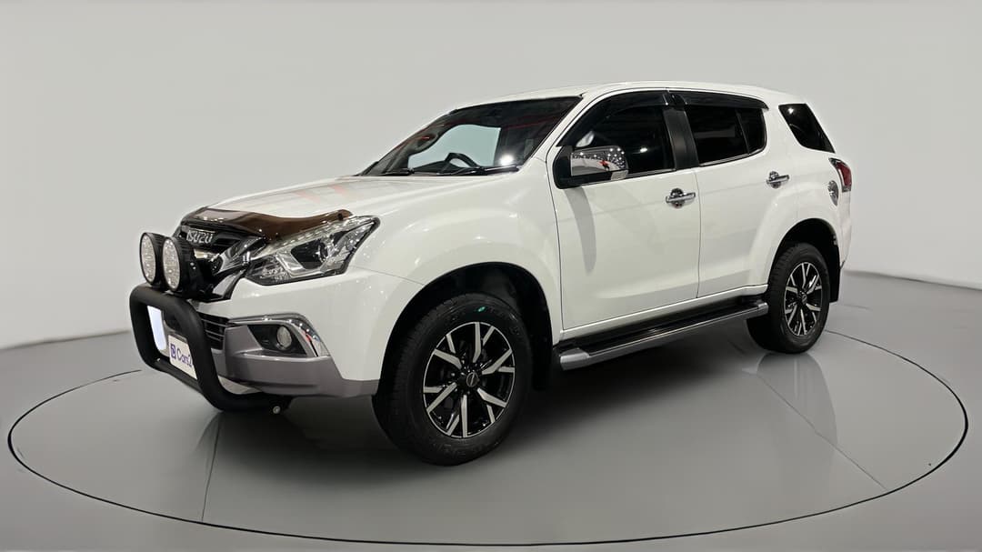 2020 Isuzu MU-X Ls-u (4x2), Automatic, 103754 km, Left Front Diagonal (45- Degree) View