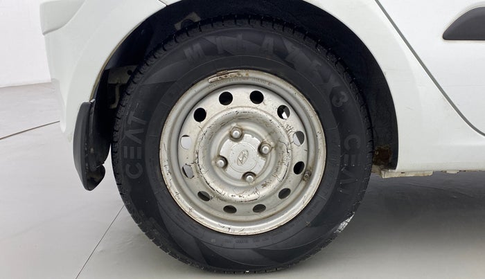 2011 Hyundai i10 ERA 1.1 IRDE, CNG, Manual, 53,603 km, Right Rear Wheel