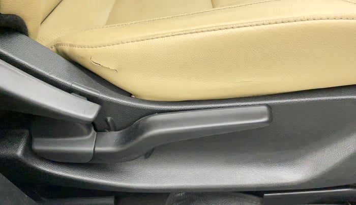 2020 Honda City 1.5L I-VTEC ZX, Petrol, Manual, 73,843 km, Driver Side Adjustment Panel