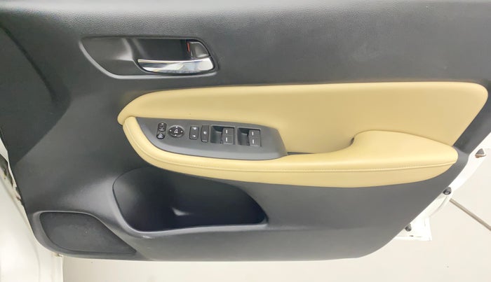 2020 Honda City 1.5L I-VTEC ZX, Petrol, Manual, 73,843 km, Driver Side Door Panels Control