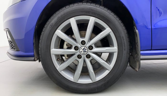 2020 Volkswagen Polo HIGH LINE PLUS 1.0, Petrol, Manual, 22,240 km, Left Front Wheel