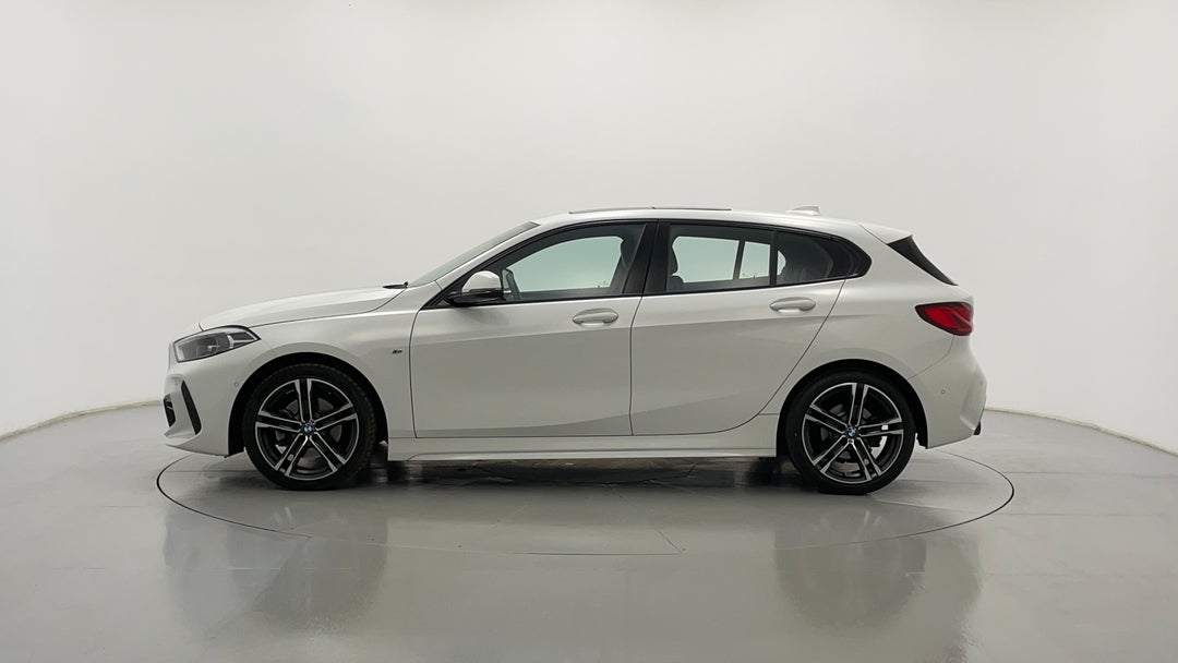 2020 BMW 1 18i M Sport, Automatic, 33702 km, Left Side View