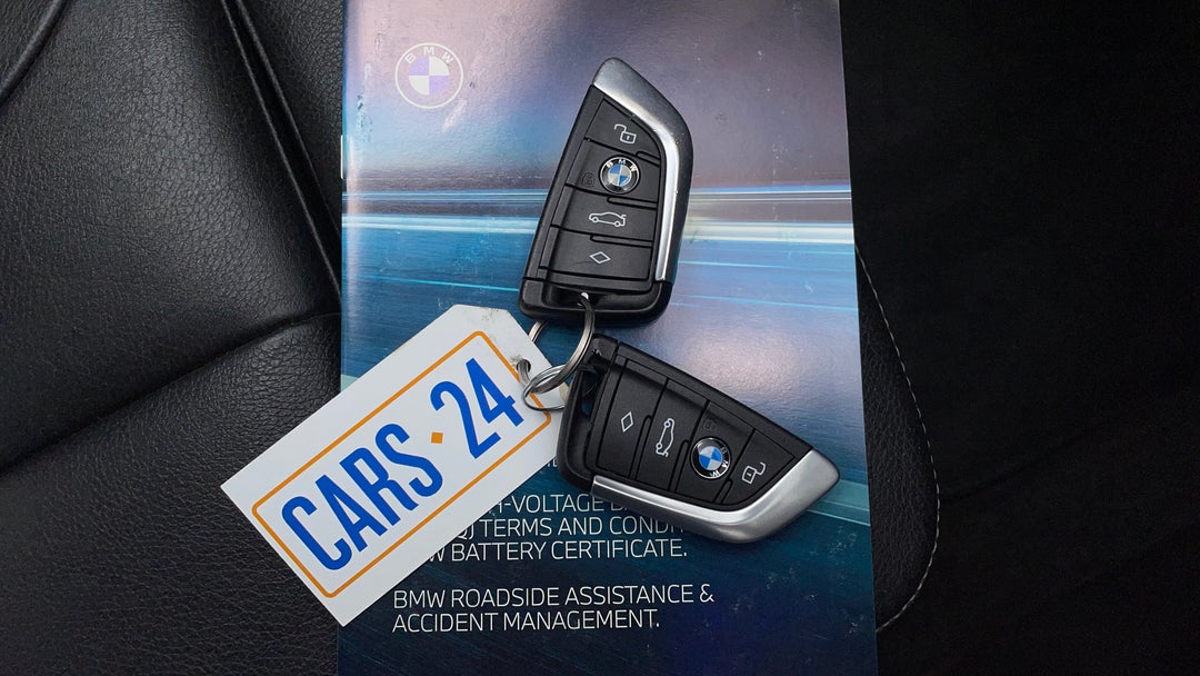 2020 BMW 1 18i M Sport, Automatic, 33702 km, Key Close-up