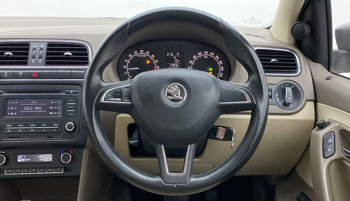 2015 Skoda Rapid 1.5 TDI AT ELEGANCE PLUS, Diesel, Automatic, 48,693 km, Steering Wheel Close Up