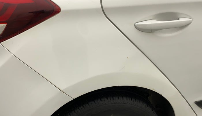 2015 Hyundai Elite i20 SPORTZ 1.2, Petrol, Manual, 99,313 km, Right quarter panel - Paint has minor damage