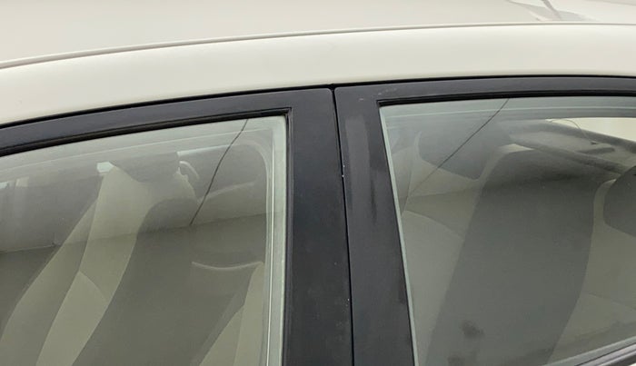 2015 Hyundai Elite i20 SPORTZ 1.2, Petrol, Manual, 99,313 km, Left B pillar - Minor scratches