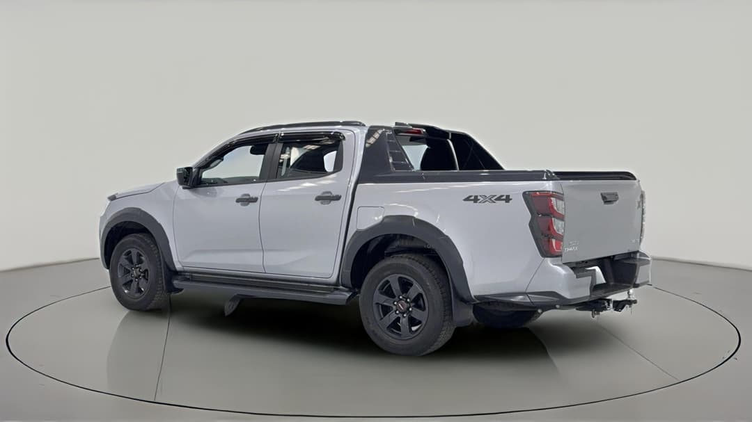 2024 Isuzu D-MAX X-terrain (4x4), Automatic, 24385 km, Left Back Diagonal (45- Degree) View