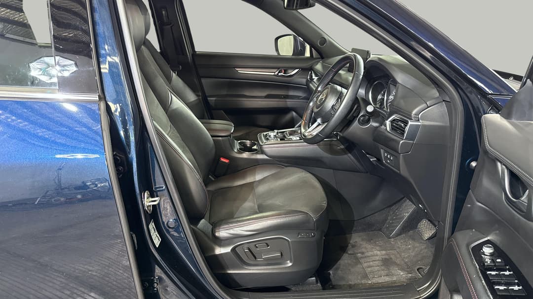 2022 Mazda CX-8 Touring Sp (FWD), Automatic, 46448 km, Right Side Front Door Cabin View