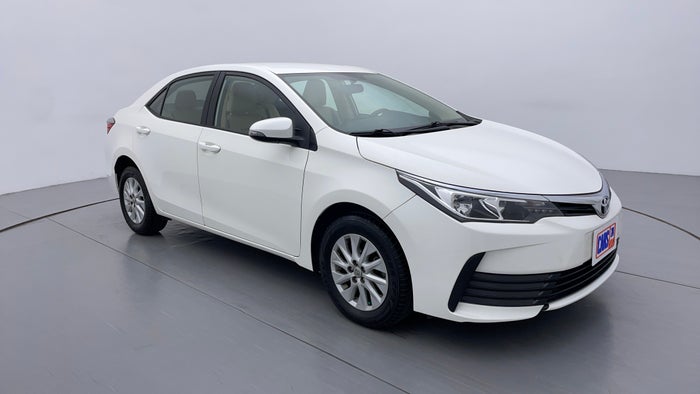 2017 TOYOTA COROLLA-Right Front Diagonal (45- Degree) View