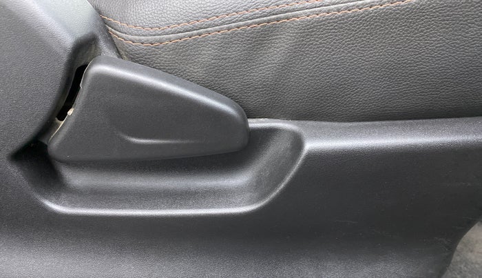 2017 Datsun Redi Go S 1.0, Petrol, Manual, 14,298 km, Driver Side Adjustment Panel