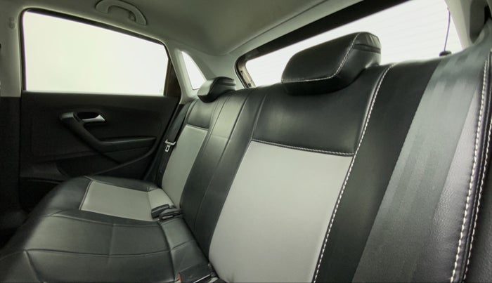 2018 Volkswagen Polo COMFORTLINE 1.0 PETROL, Petrol, Manual, 70,494 km, Right Side Rear Door Cabin