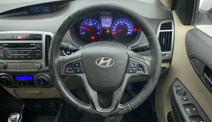 2013 Hyundai i20 ASTA 1.4 CRDI, Diesel, Manual, 97,861 km, Steering Wheel Close Up