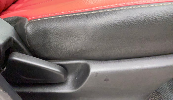 2018 Datsun Redi Go T (O), Petrol, Manual, 72,444 km, Driver Side Adjustment Panel
