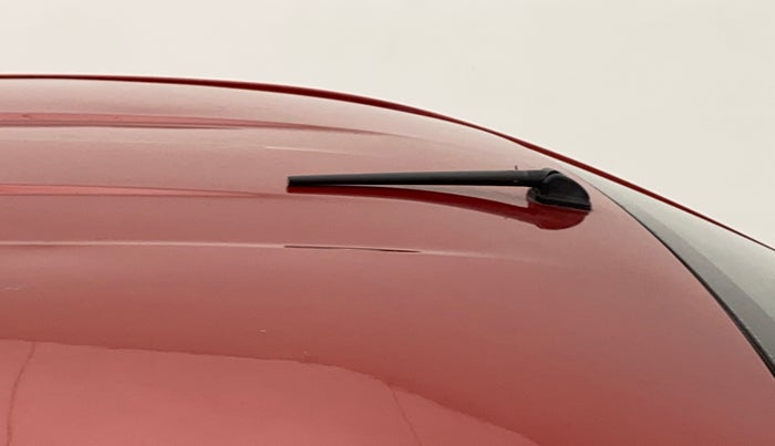 2018 Datsun Redi Go T (O), Petrol, Manual, 72,444 km, Roof - Antenna has minor damage