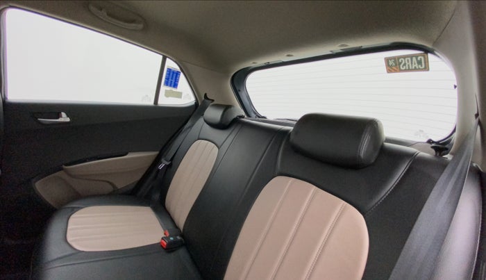 2016 Hyundai Grand i10 ASTA (O) 1.2 KAPPA VTVT, Petrol, Manual, 38,697 km, Right Side Rear Door Cabin