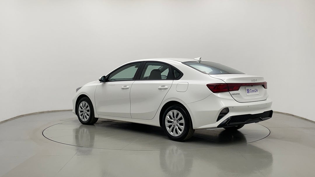 Left Back Diagonal (45- Degree) View