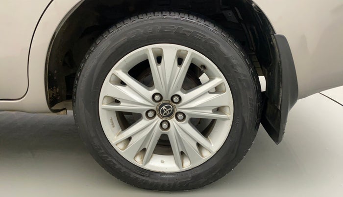 2017 Toyota Innova Crysta 2.8 ZX AT 7 STR, Diesel, Automatic, 74,251 km, Left Rear Wheel