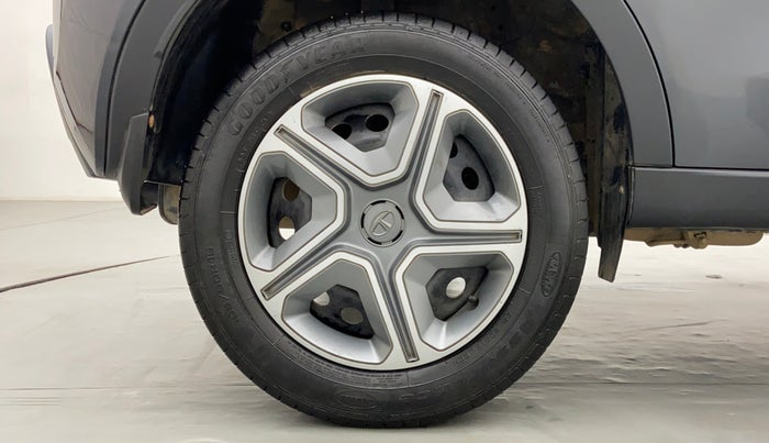 2018 Tata NEXON XM 1.2, Petrol, Manual, 20,545 km, Right Rear Wheel