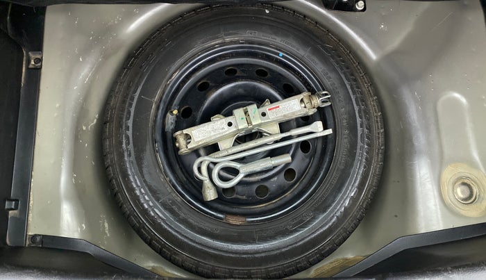 2015 Maruti Swift VXI, Petrol, Manual, 59,196 km, Spare Tyre
